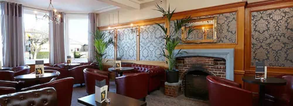 Ryde Vacations - Royal Esplanade Hotel - Property Image 12