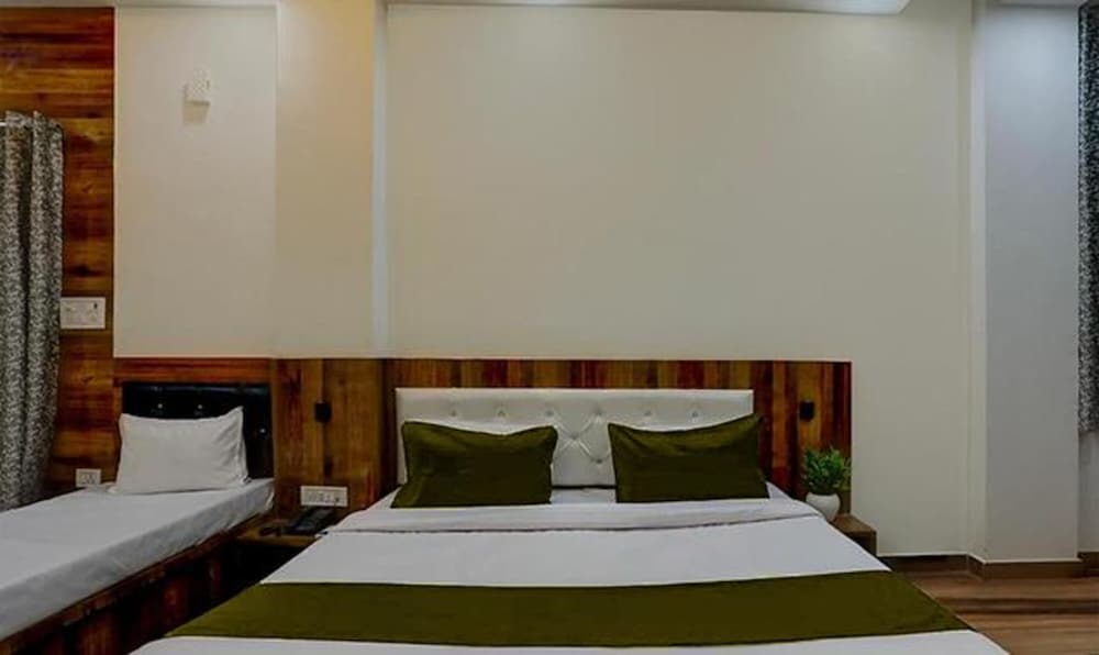 FabHotel Vihaan Regency