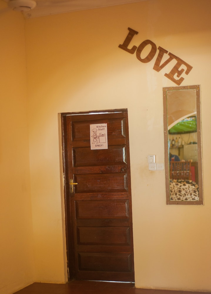 Bwejuu Beach Palm Villa
