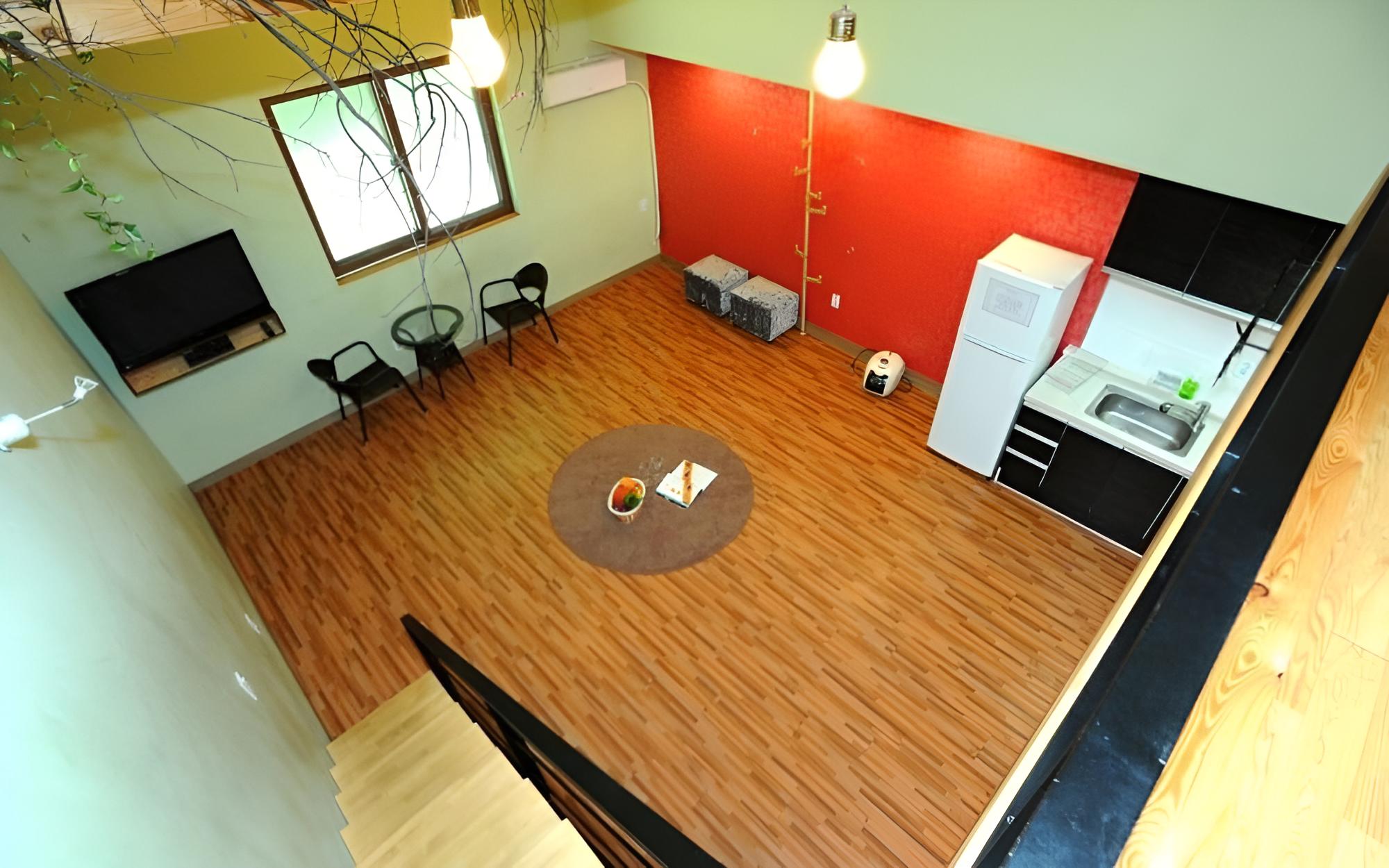 Photo 11