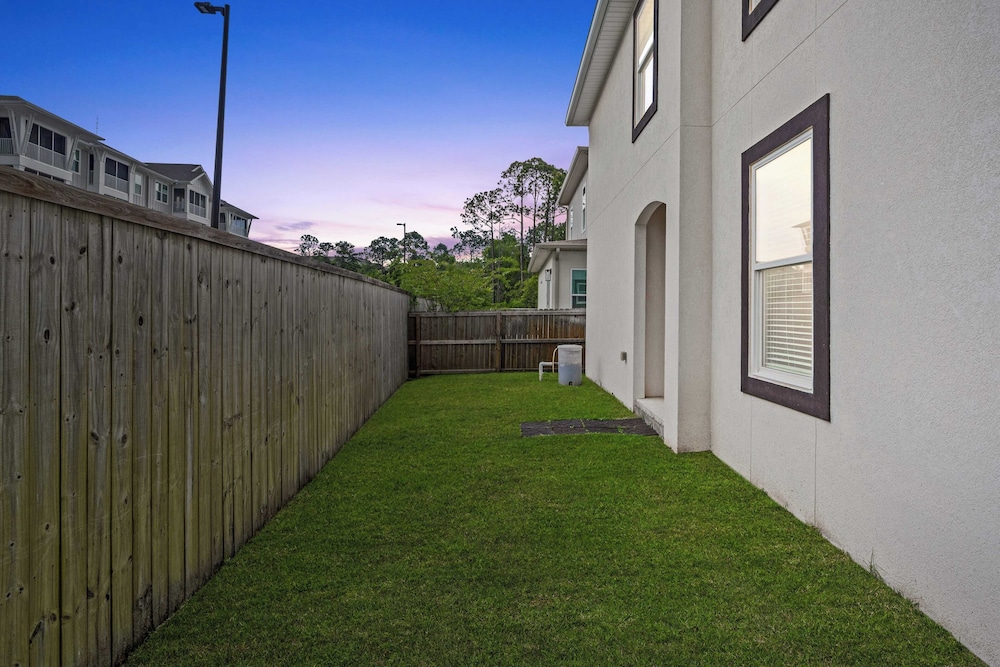 Family-friendly, Close to Beach & Game Room Windswept by Avantstay
