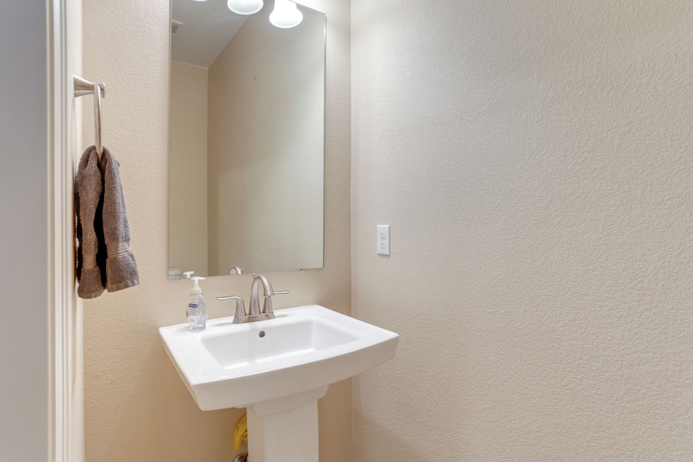 6 Mi to Dia: Spacious Home w/ Backyard in Denver!