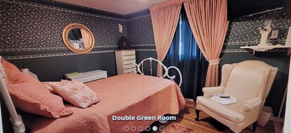 All Seasons Bed & Breakfast