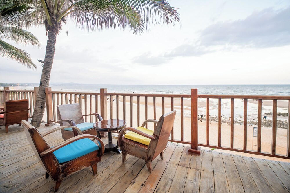 Allezboo Beach Resort & Spa