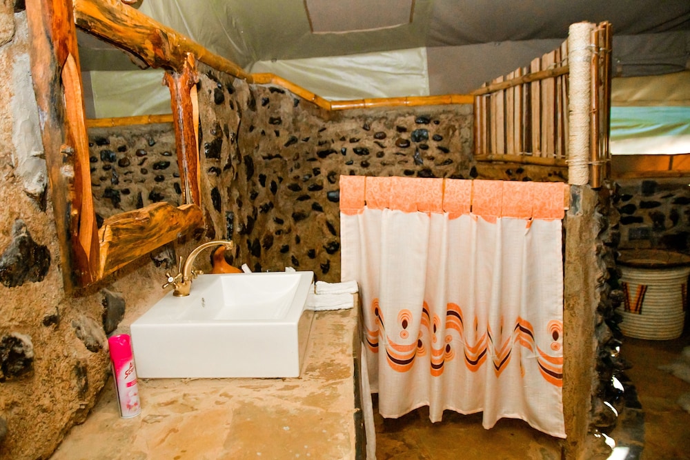 Rukenya Islands - Campsite
