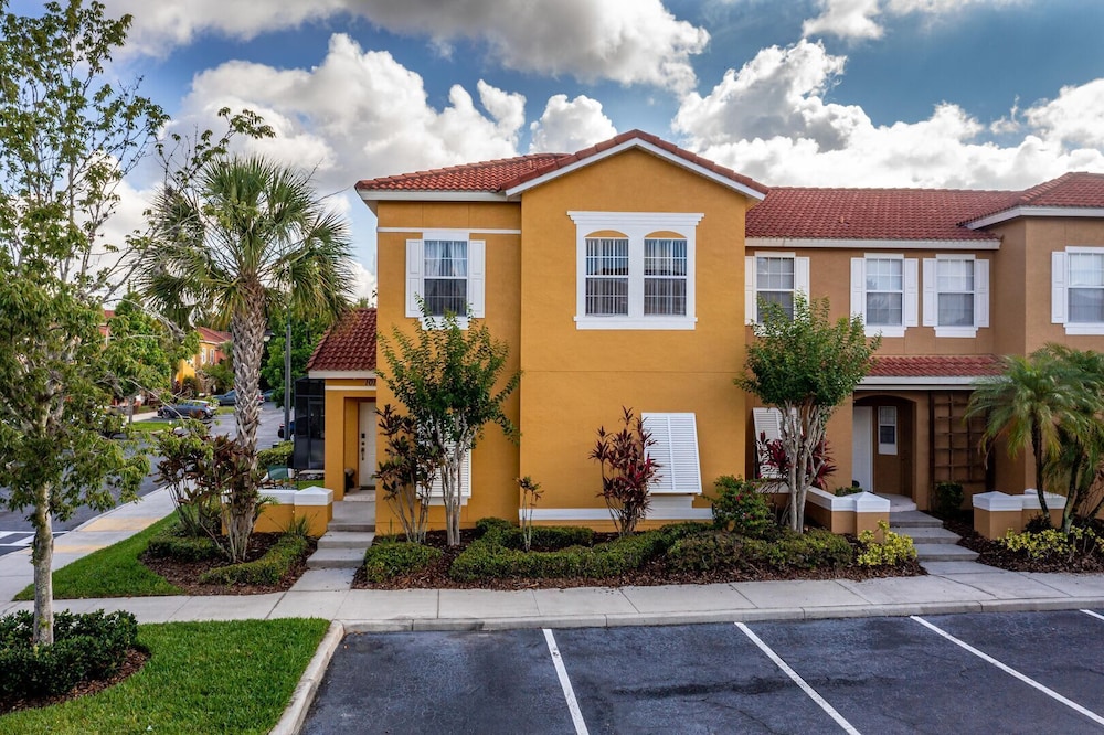 101 Perfect Family Townhouse With Private Pool Near Disney Water Parks