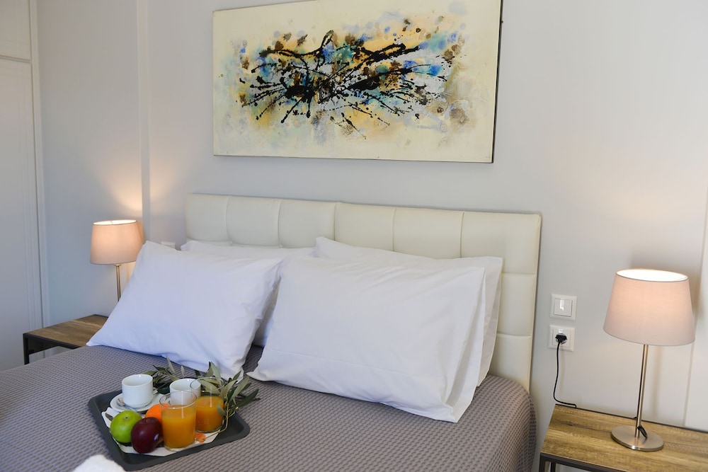 Regalo Apartments