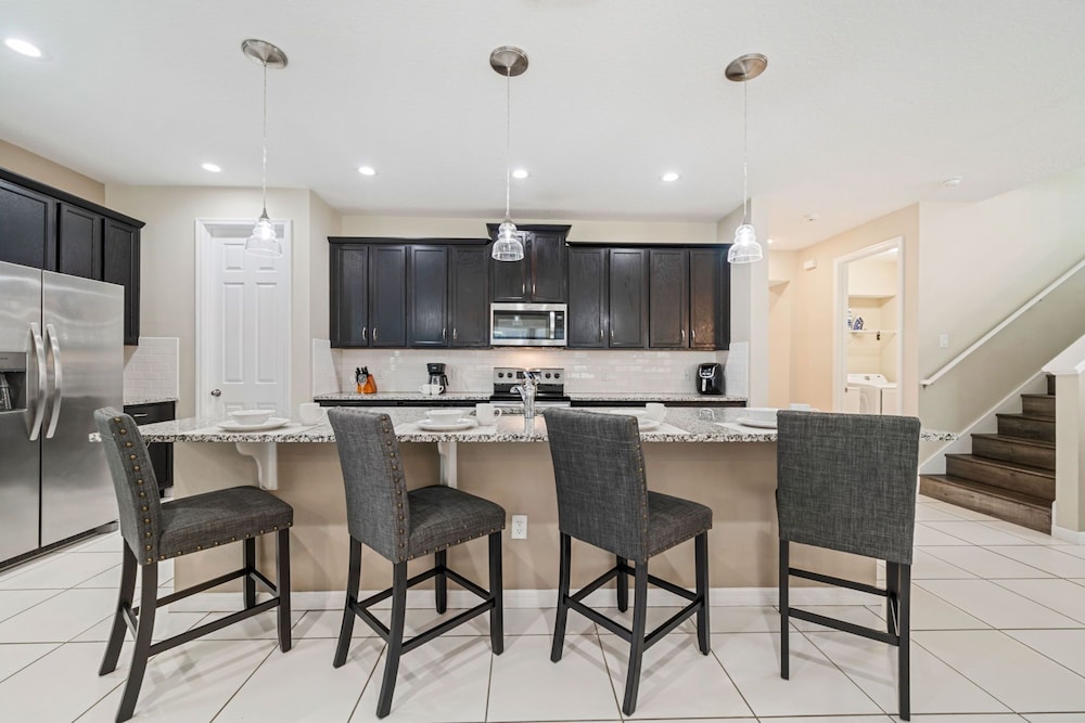 9014 Sunshine Ridge Loop