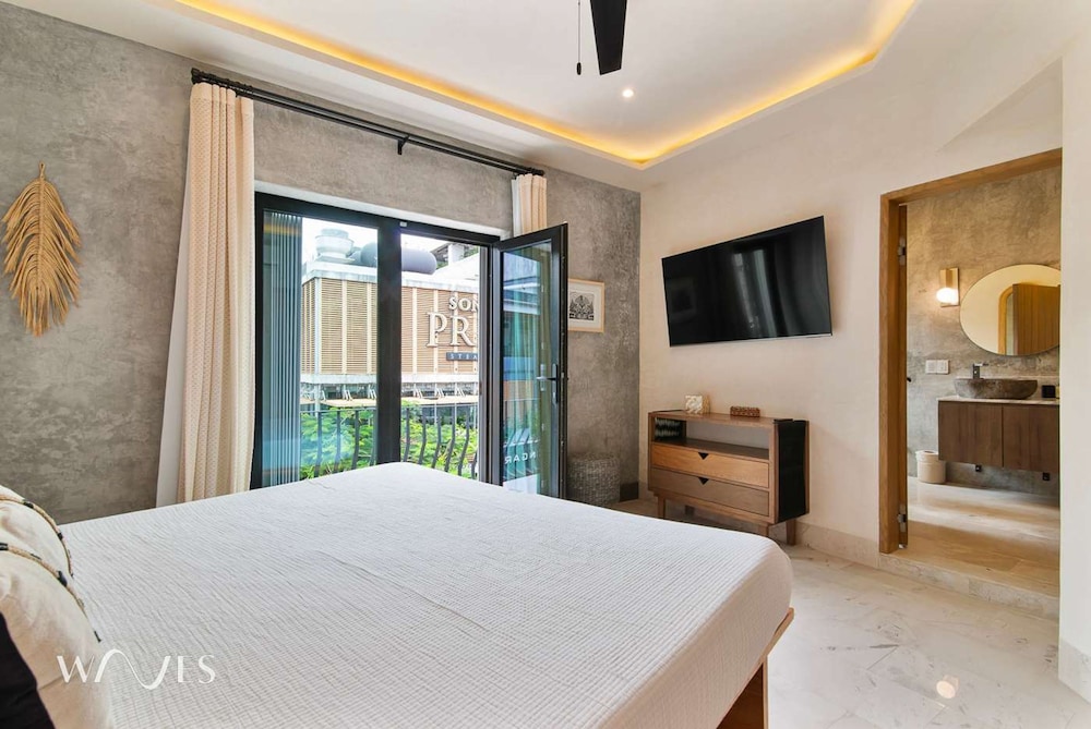 Prime 5th Ave Stay - 4BR With King Beds City Views
