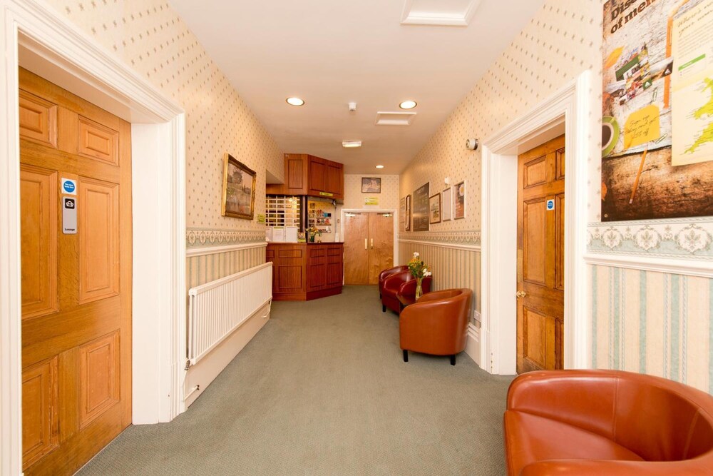 Hope Valley Vacations - YHA Eyam - Hostel - Property Image 20