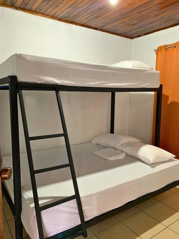 Arenal Volcano - Costa Rica Vacations - Arenal Sloth Hostel - Property Image 23