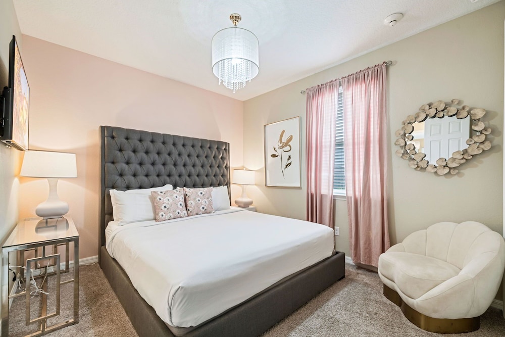 9014 Sunshine Ridge Loop