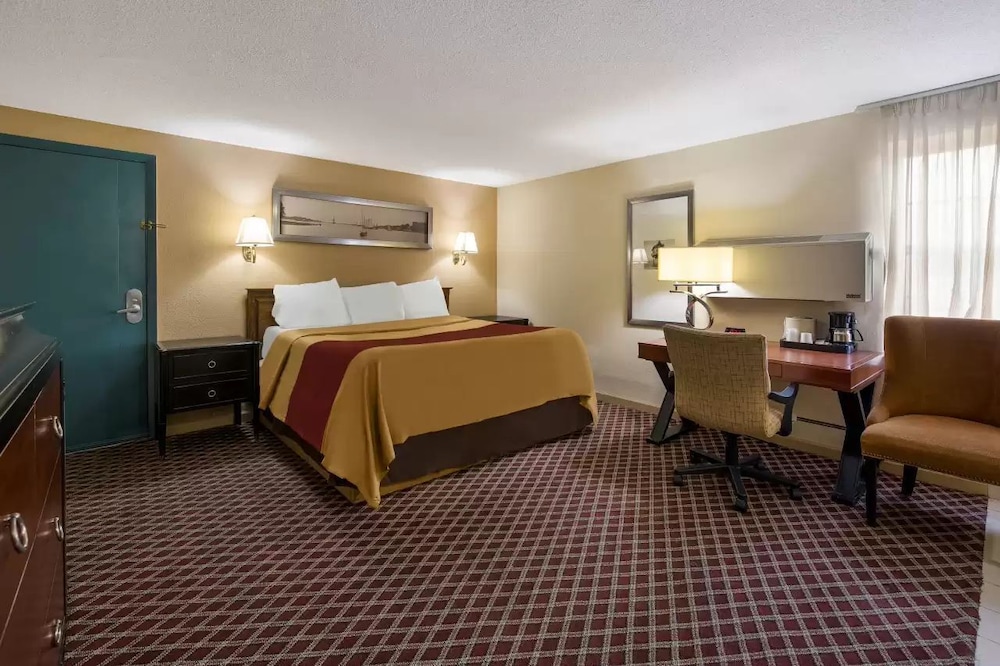 Presque Isle Motel
