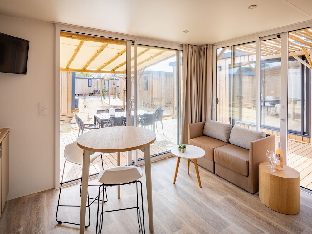 Apartment in Beziers Near Mediterranean Beaches view 3