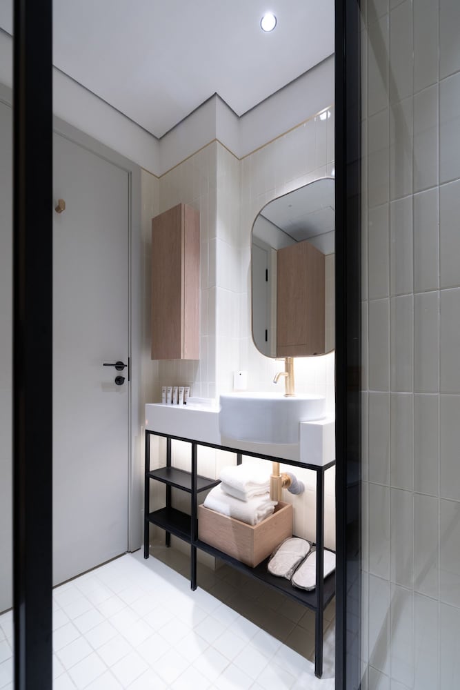 Upside Living Studio With Burj Views - Business Travelers