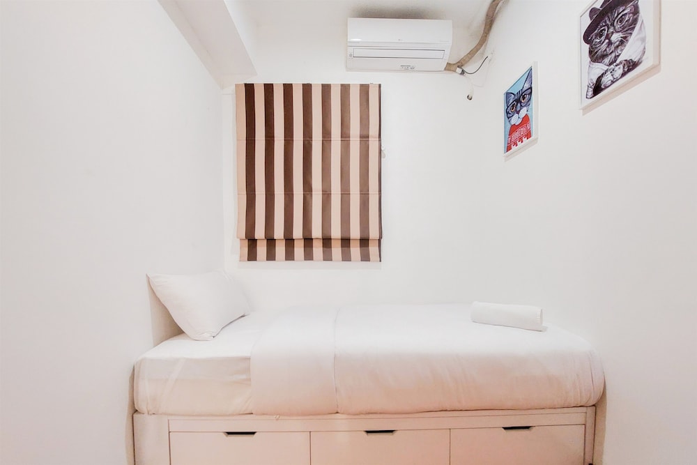 Nice And Homey Living 3Br At Sky House Bsd Apartment view 3