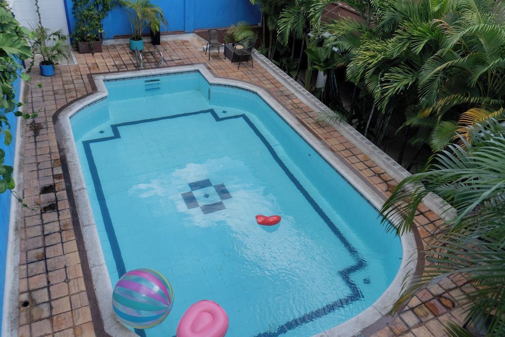 La Clave House