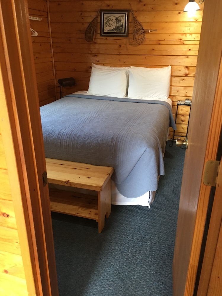 Earthsong Lodge