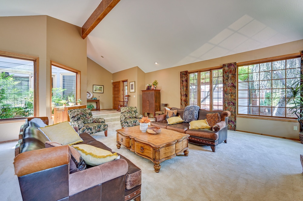 Payson Vacations - Expansive Payson Golf Retreat w/ Games  Hot Tub! - Property Image 44