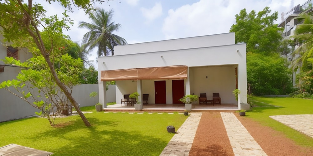 Avita Holiday Home