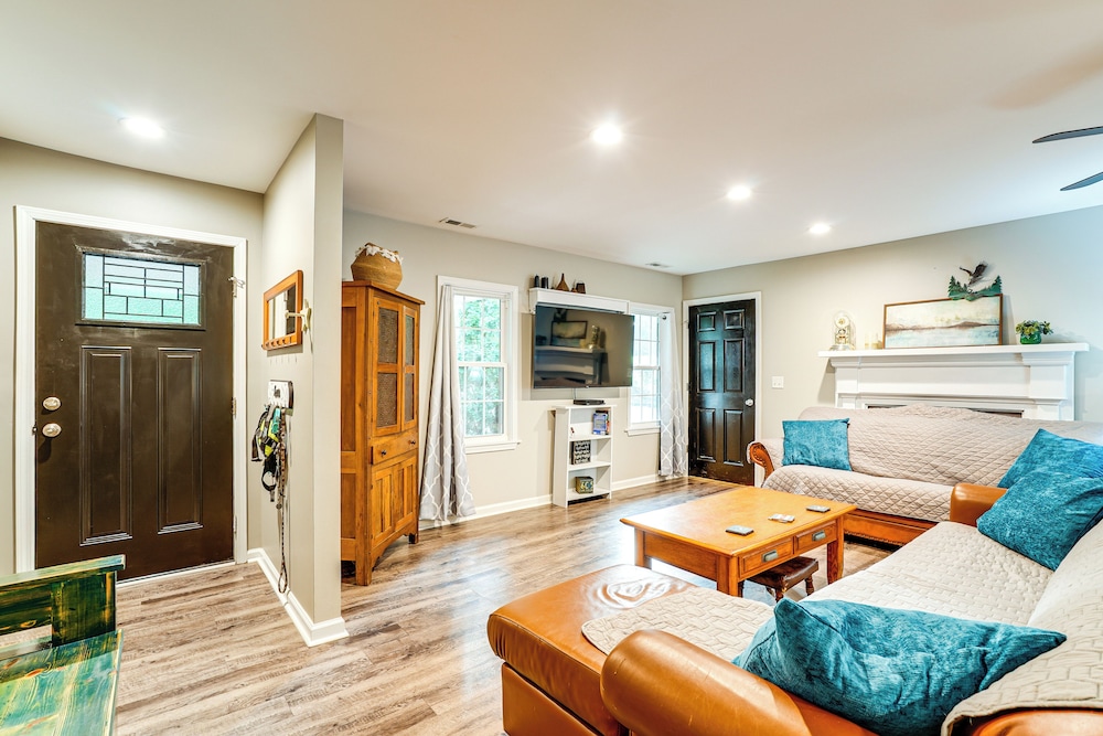Otter Creek Rec Area On-site! Serene Family Home