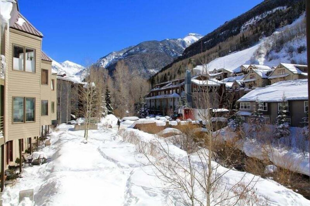 Telluride Ski Resort CO - Viking Lodge Condos