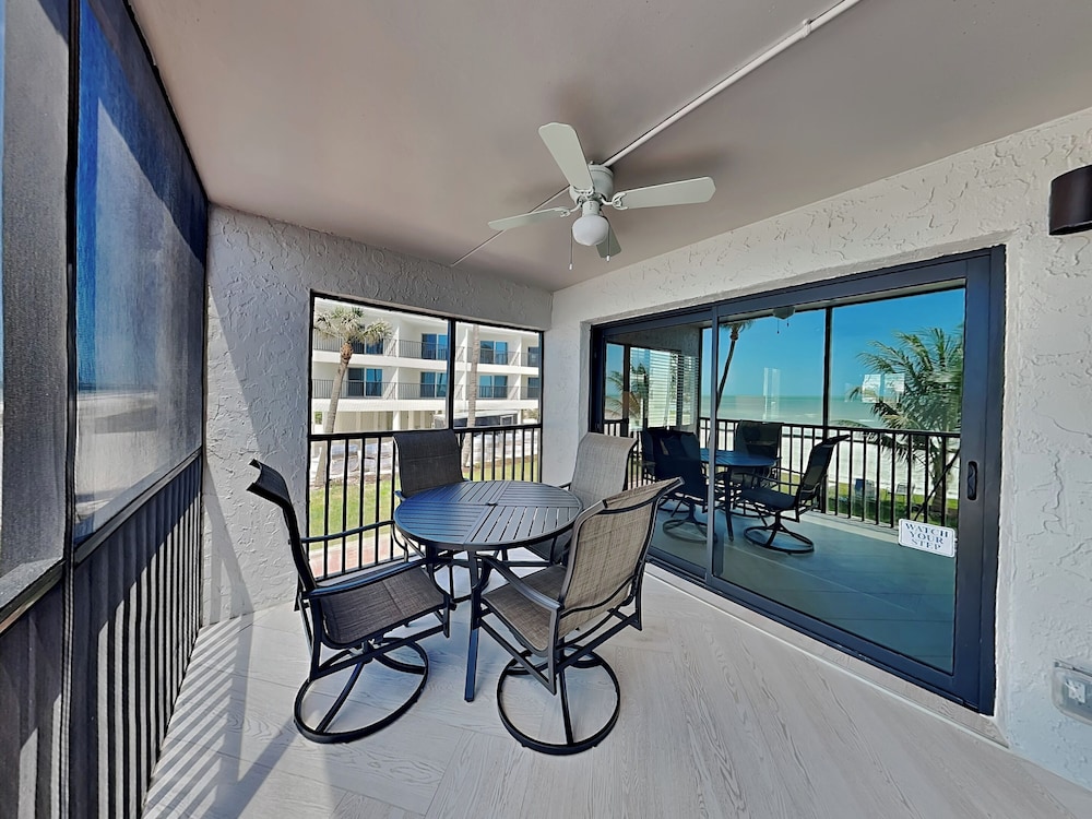 Seaside 1 by Distinctive Beach Rentals