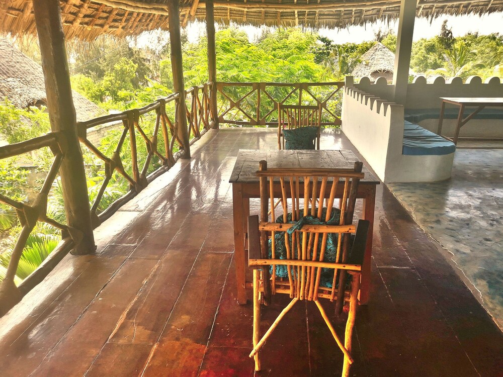 Moonshine Villa