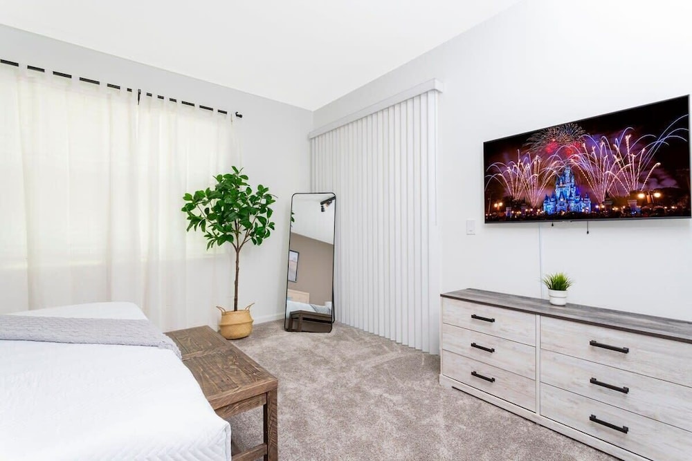Family Friendly  3Bd Close to Disney @Champions Gate 991