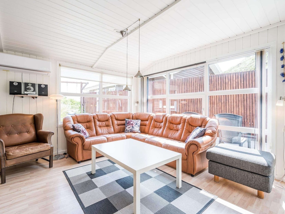 6 Person Holiday Home in Henne