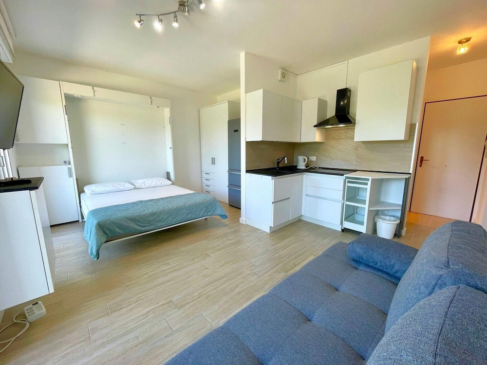 Apartment Porto Santa Margherita by Beach view 3