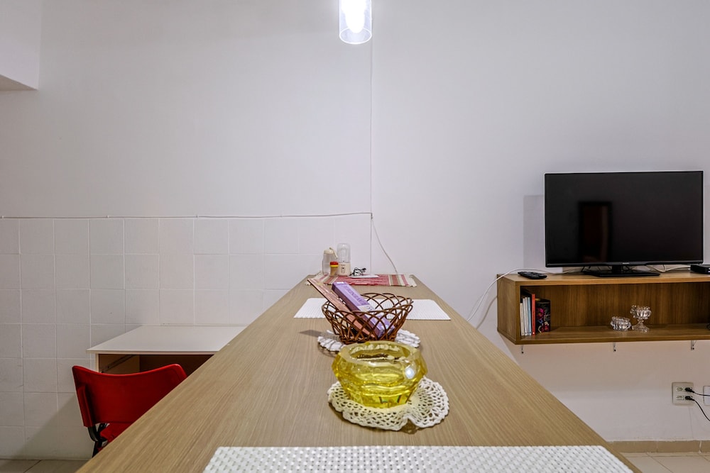 Loft c Ar e Wi-fi a 100m da Praia de Copacabana