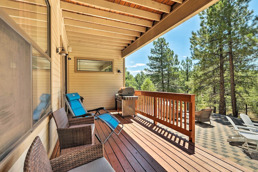 Spacious Flagstaff Home With Fire Pit & Game Room! view 5