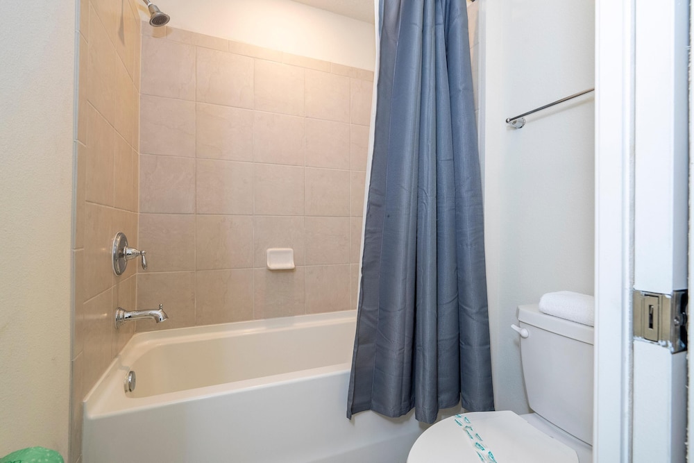 4462 KR - Spacious Resort Getaway