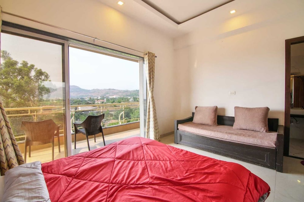 Parmar mount view