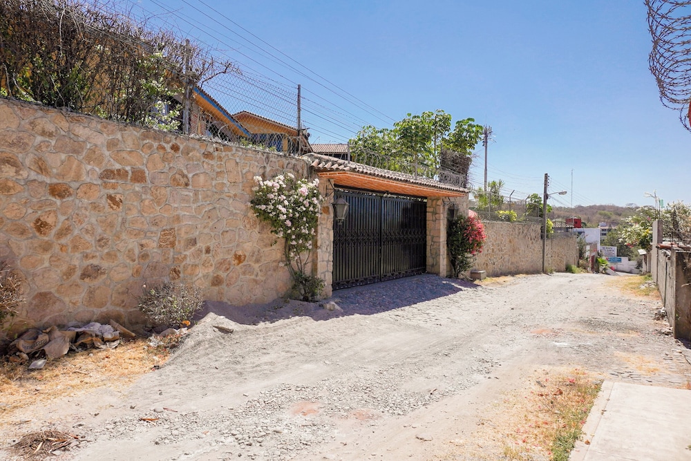 Casa Cayetana Colonial - Frente al lago