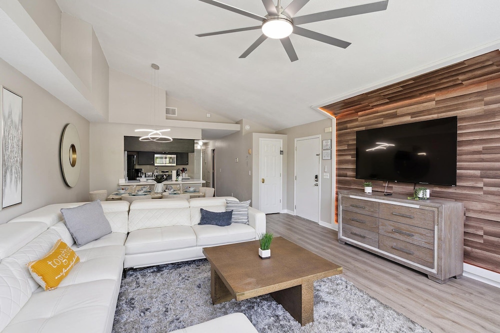 2022 Royal Bay Blvd Unit 94