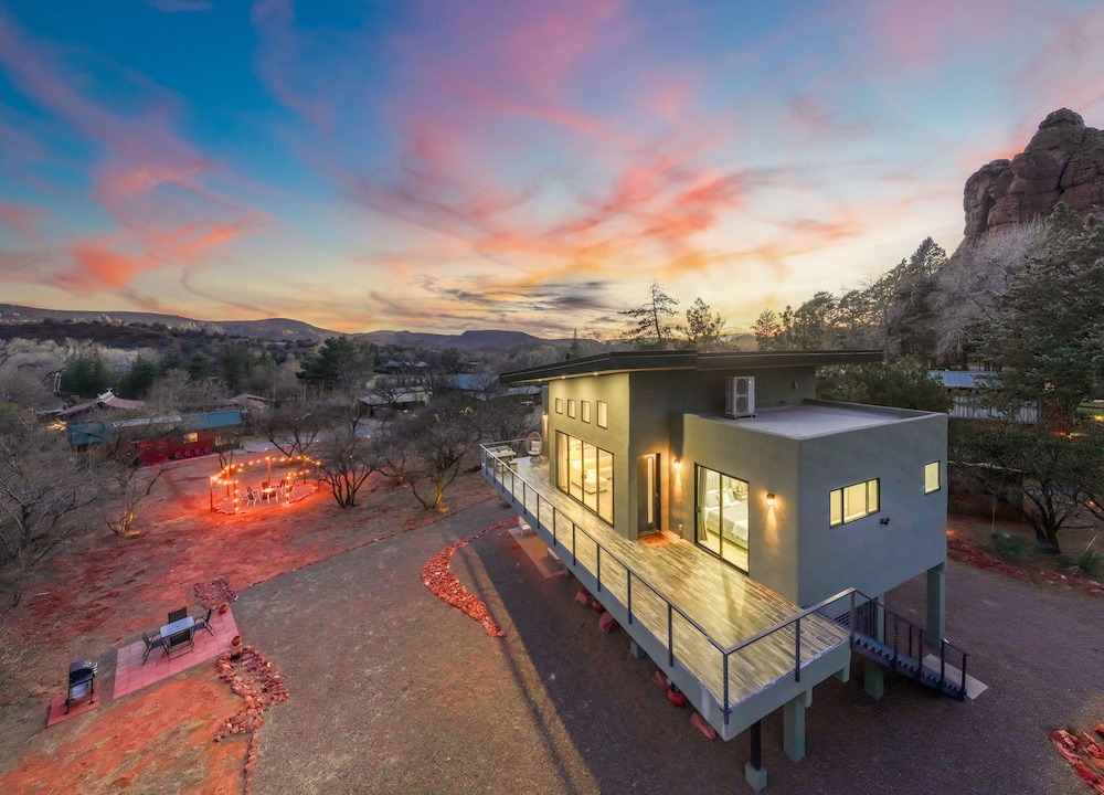 NEW Moondance Red Rock Retreat Epic Views