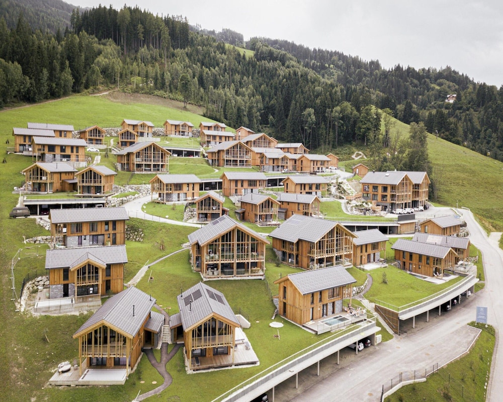 Attractive Chalet on the Slopes
