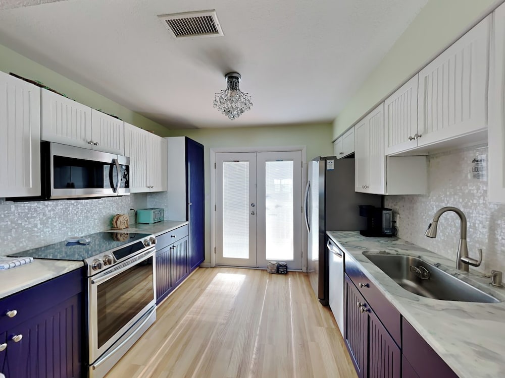 Sandcastle Townhomes #24 by Southern Vacation Rentals