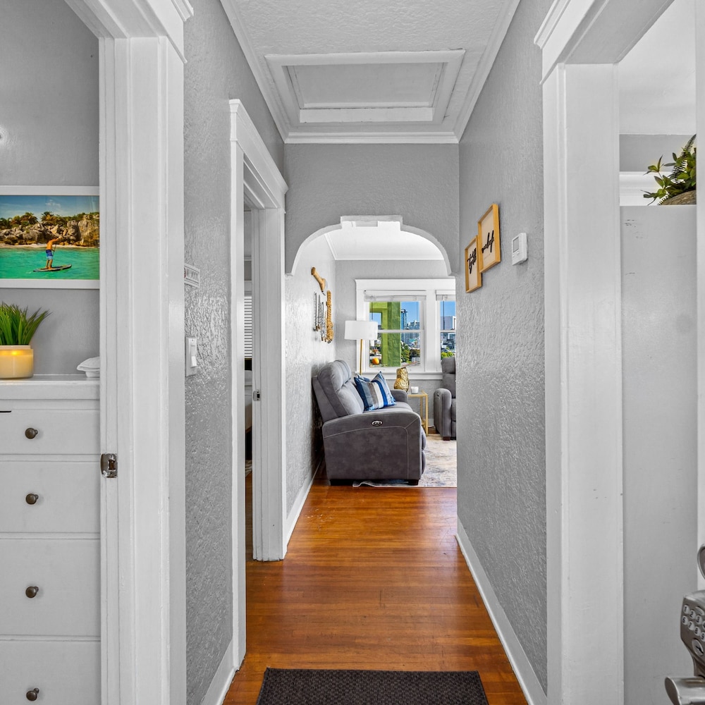 Bankers Hill Hideaway With AC Views and Parking