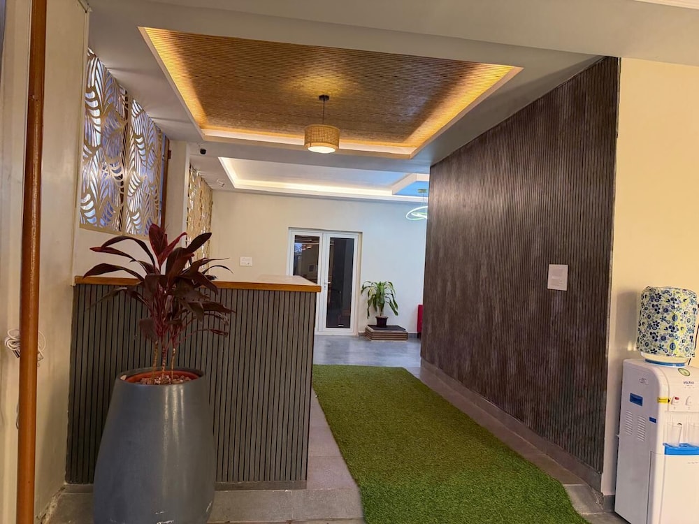 Beyond Inn Hotels & Resorts ECR