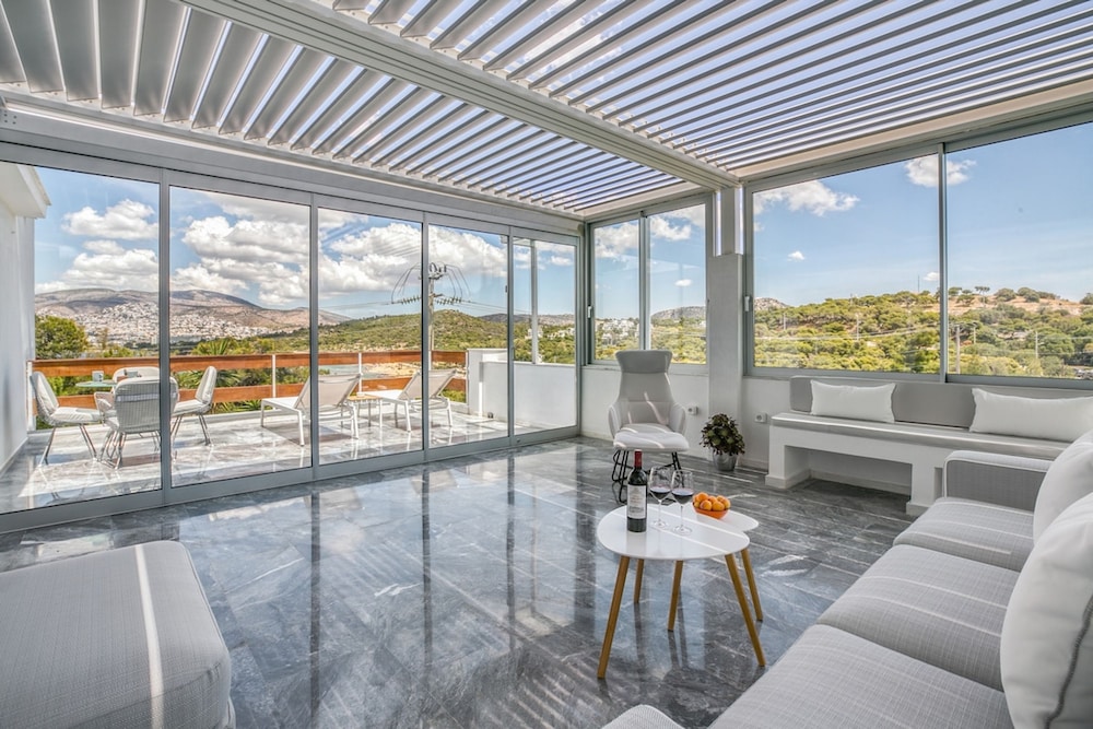 South Blue Sea View Apartment