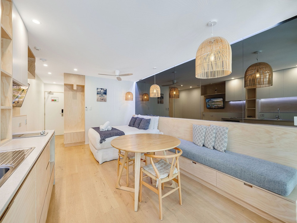 11 Mooloolaba Esplanade