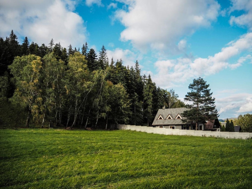 Villa in Frenstat Near Ski Resorts & Jacuzzi