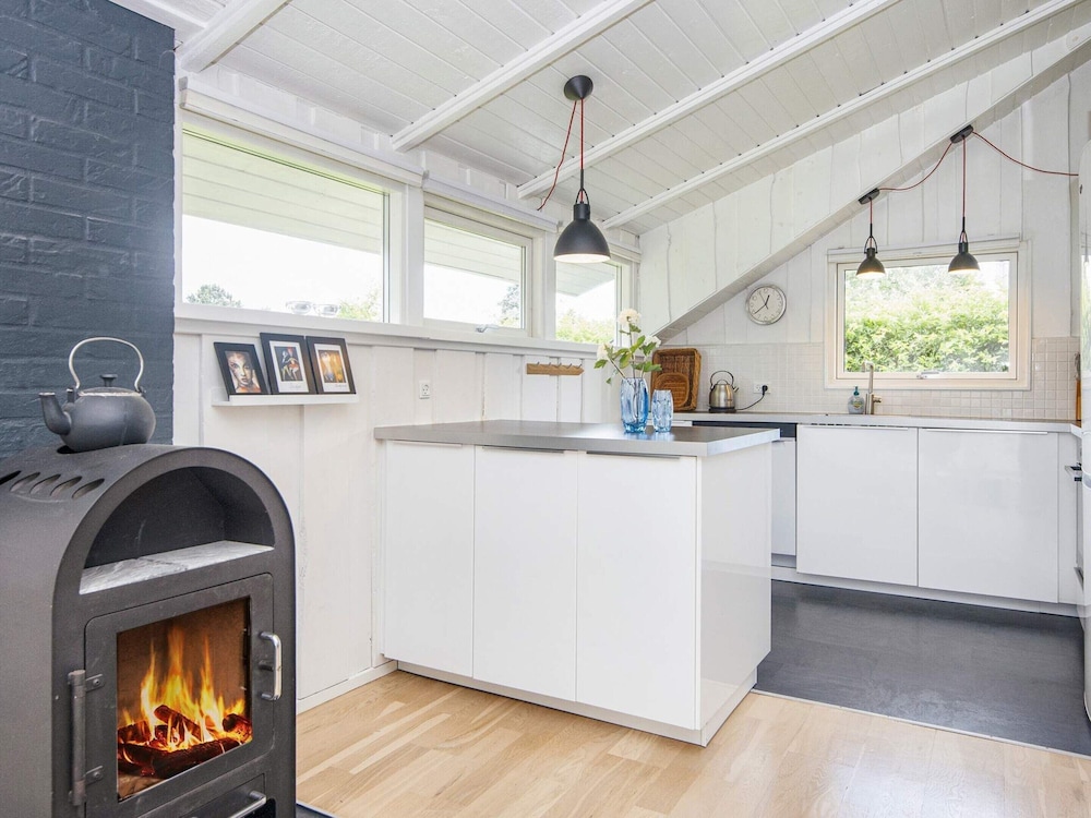 6 Person Holiday Home in Knebel-by Traum view 5