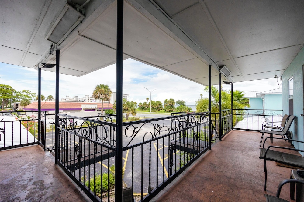 Siesta Motor Inn By Townhouse Kennedy Space Center Titusville I 95