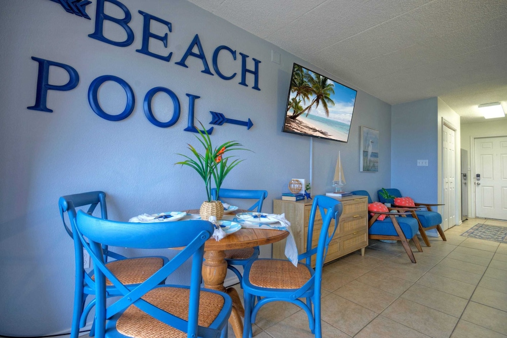 2 Studios Beach Boardwalk, 2 Pools, Tennis/pickleball Island Retreat Complex
