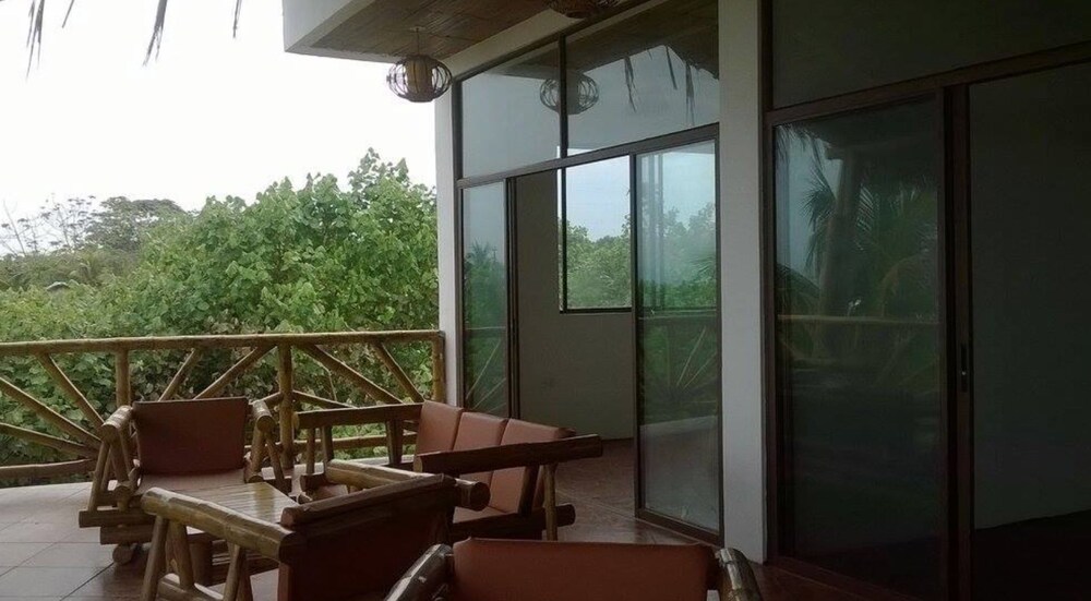 Seaside Garden Lodge Mompiche