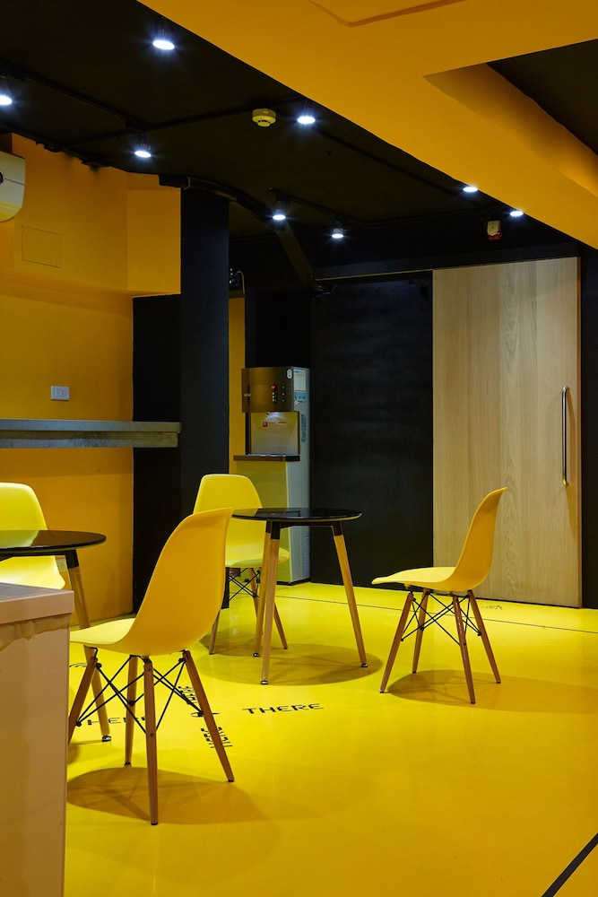 Here x There Hostel Taipei Station - Image 3
